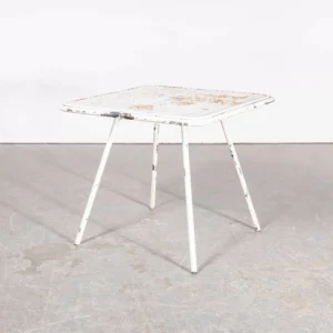 Table d&#039;extérieur carrée blanche originale des années 1950 de René Malaval