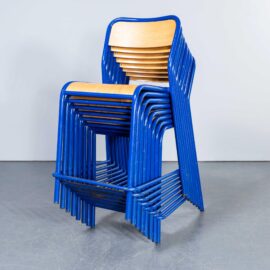 Franse Mullca stapelbare hoge barstoel met rugleuning uit 1970 - Blauw - Set van Acht