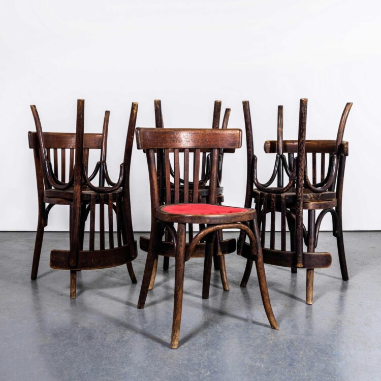 Chaises de salle à manger en bois courbé rembourrées Mundus des années 1940 – Lot de sept