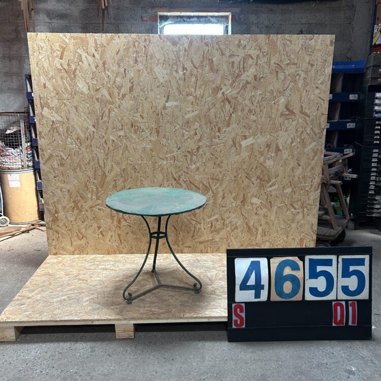 1950’s French Green Outdoor Round Metal Table