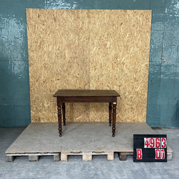 1940’s Dark Oak Bobbin Leg Scrubbed Top Dining Table