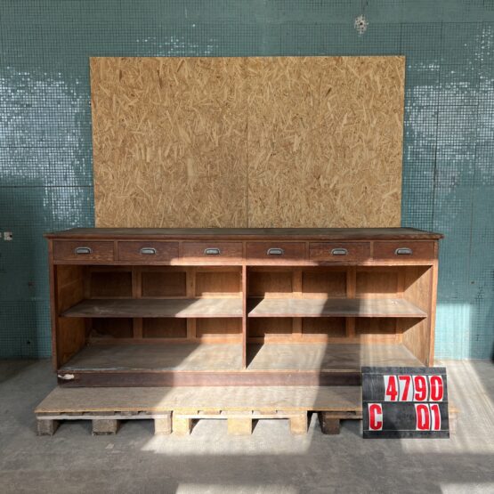 1940’s Épicerie Scrubbed Oak Shop Counter – Six Drawers