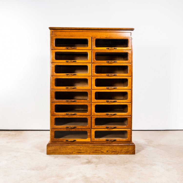 Mobiletto da sarto anni '50 con sedici scomparti in vetro